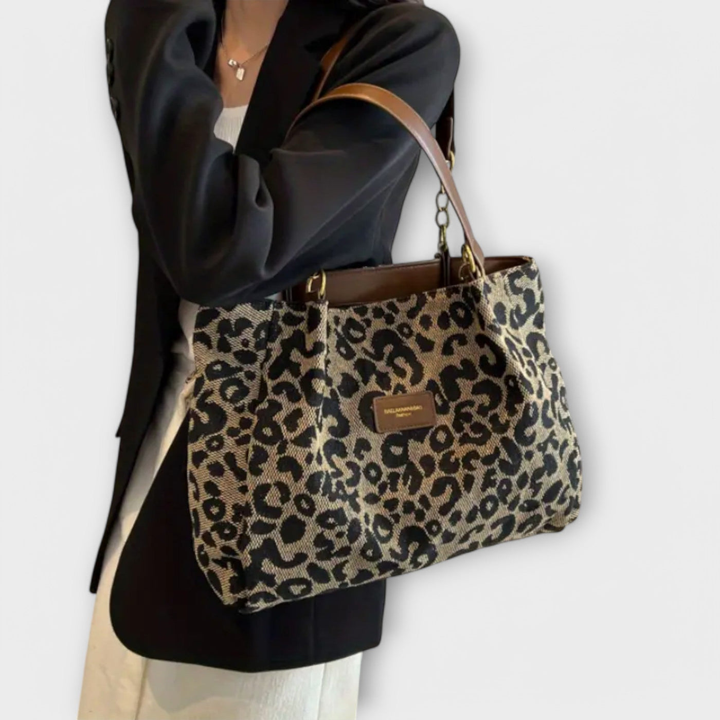 Olivia - Leopard Print Canvas Bag