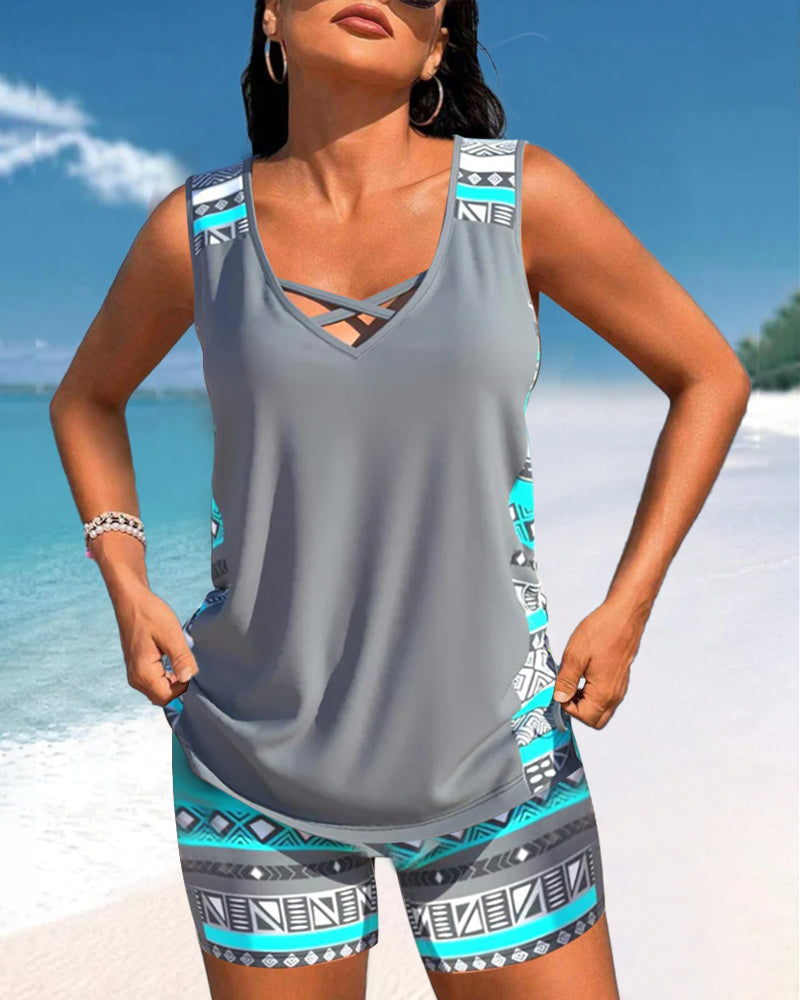 Alice™ | Tankini with Geometric Design and V-Neck