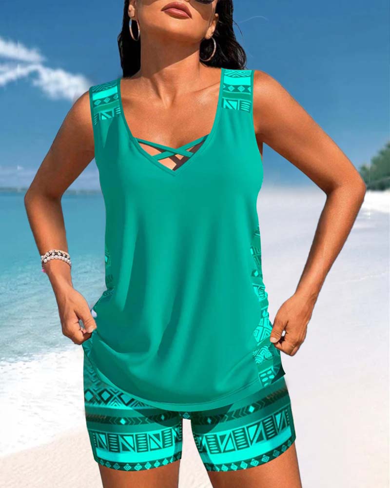 Alice™ | Tankini with Geometric Design and V-Neck