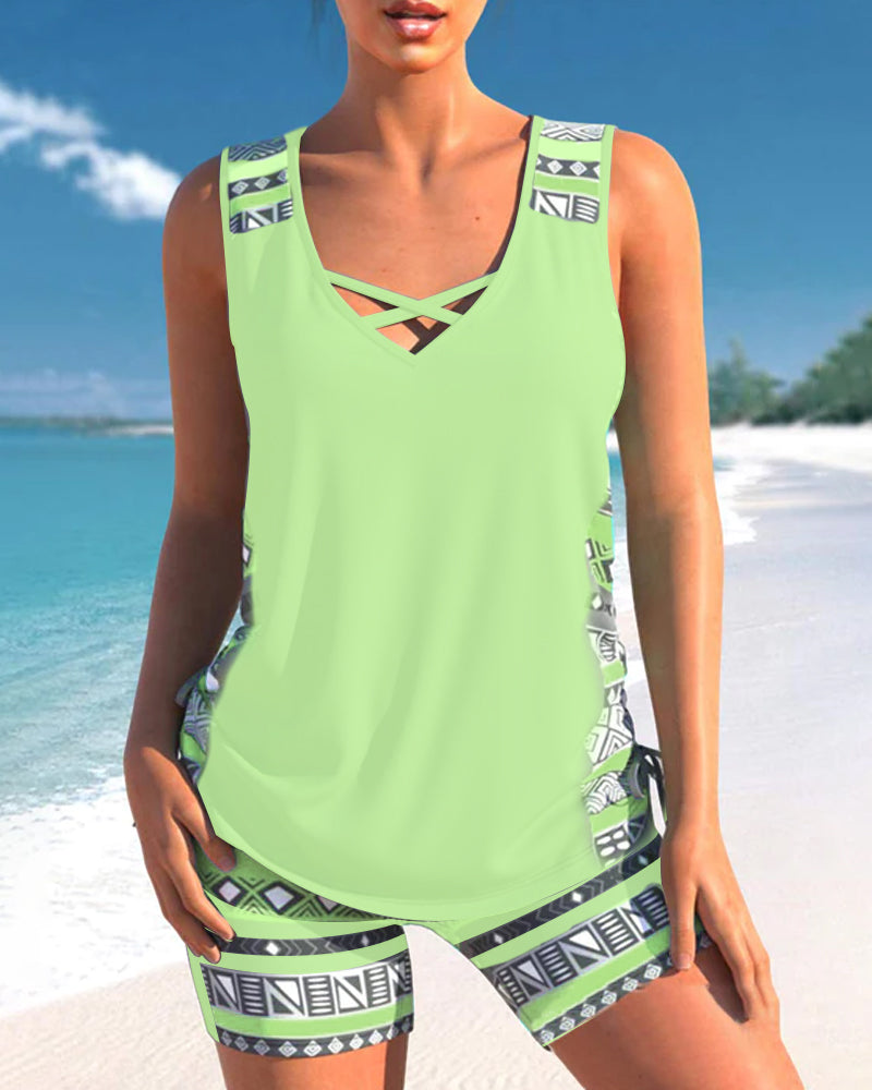 Alice™ | Tankini with Geometric Design and V-Neck