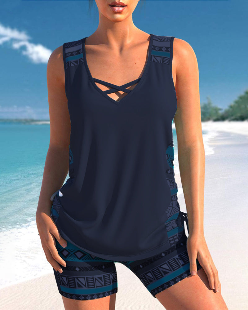 Alice™ | Tankini with Geometric Design and V-Neck