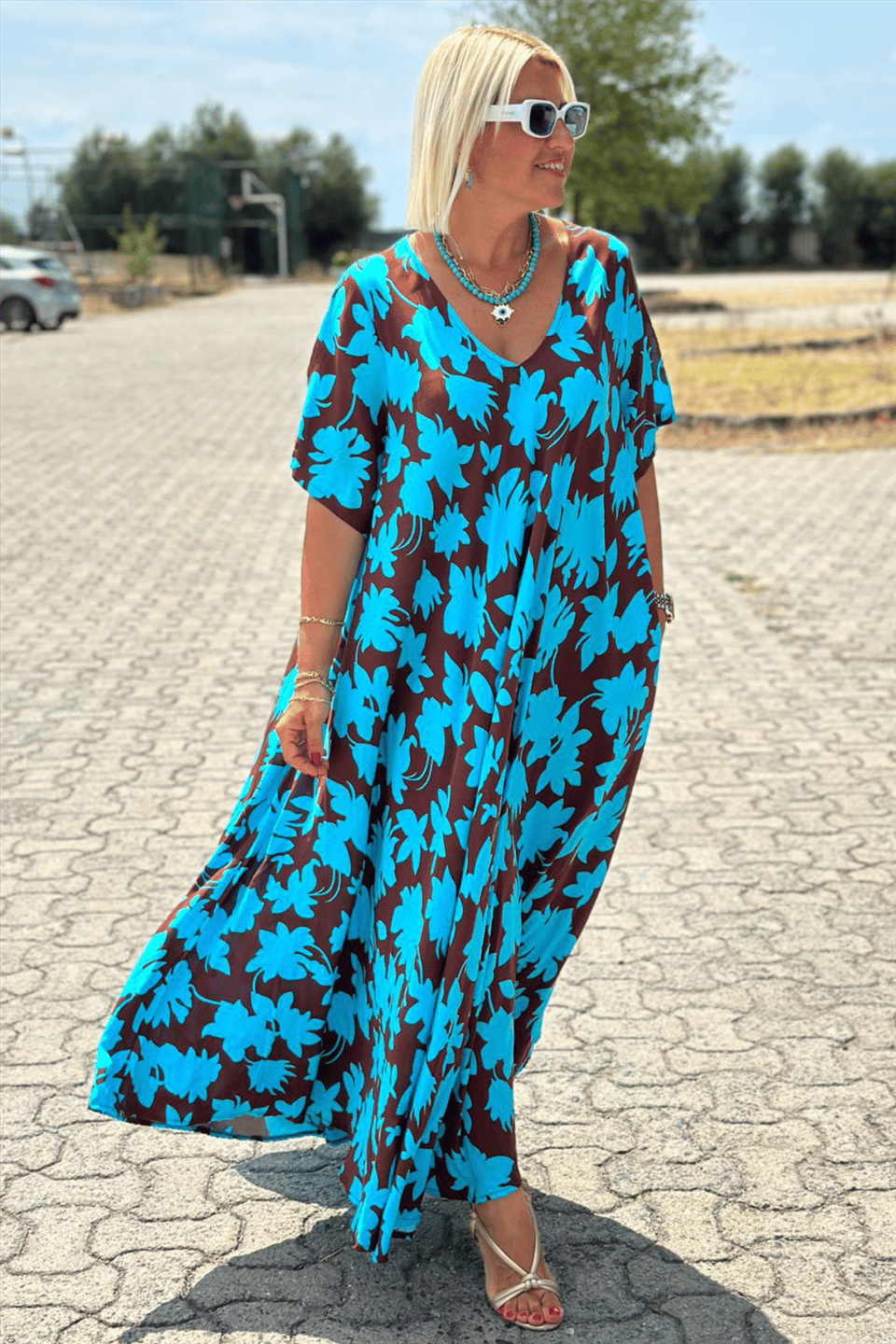 Leviana™ | Flattering Elegant Dress with Subtle Detail for the Stomach