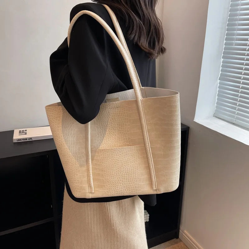 Betina - Shoulder Bag