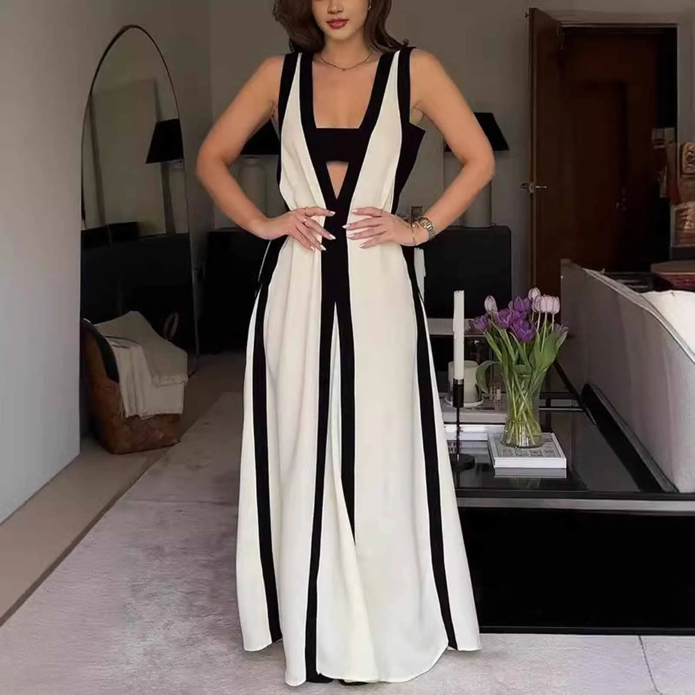 Eveline | Elegant V-Neck Colourblock Maxi Dress