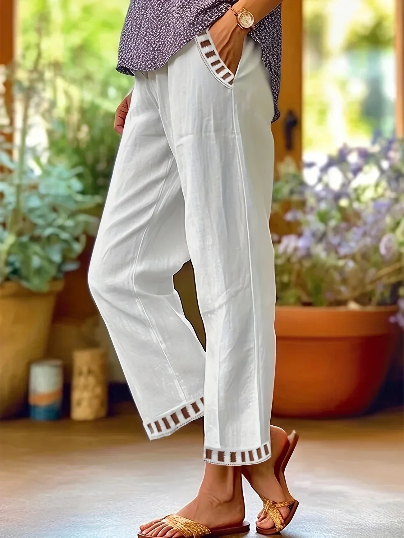 Tracey Contrast Trim Cropped Trousers