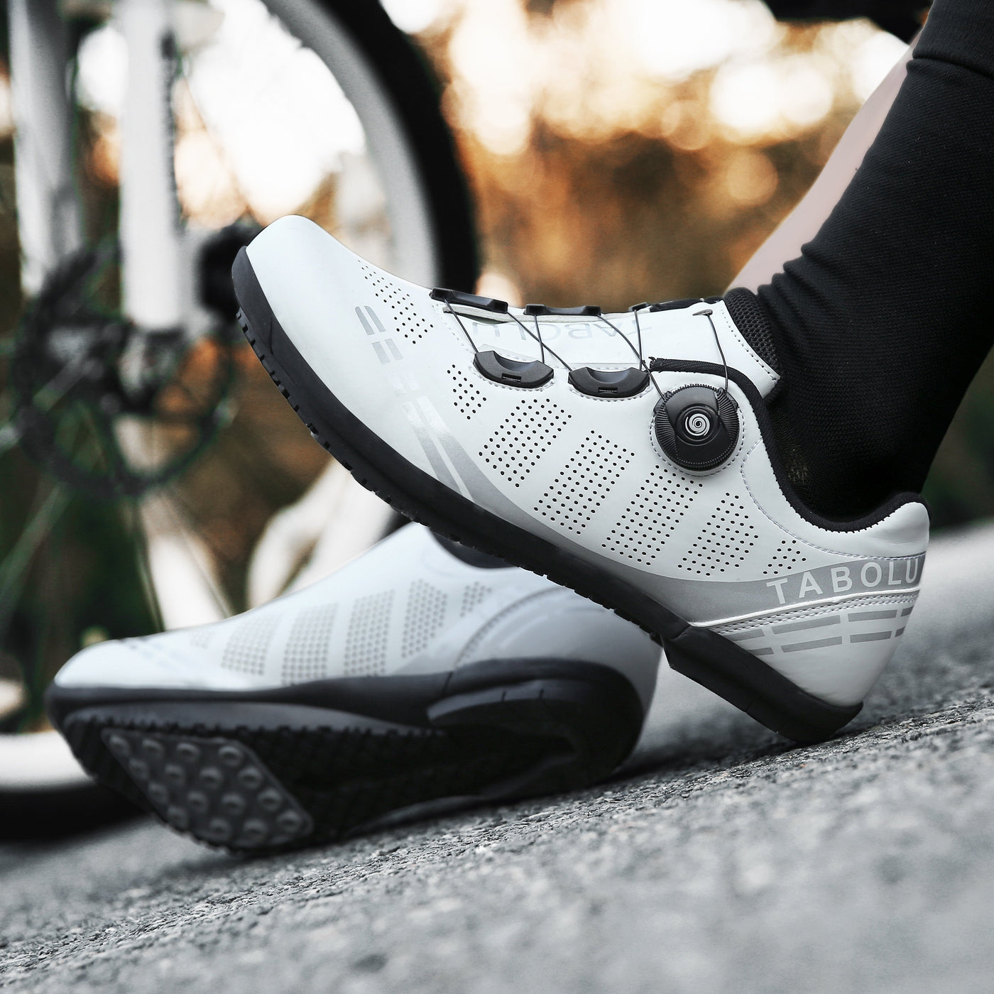Extra Grip – Cycling Shoes