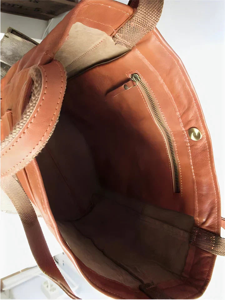 Elysia - Classic Shoulder Bag